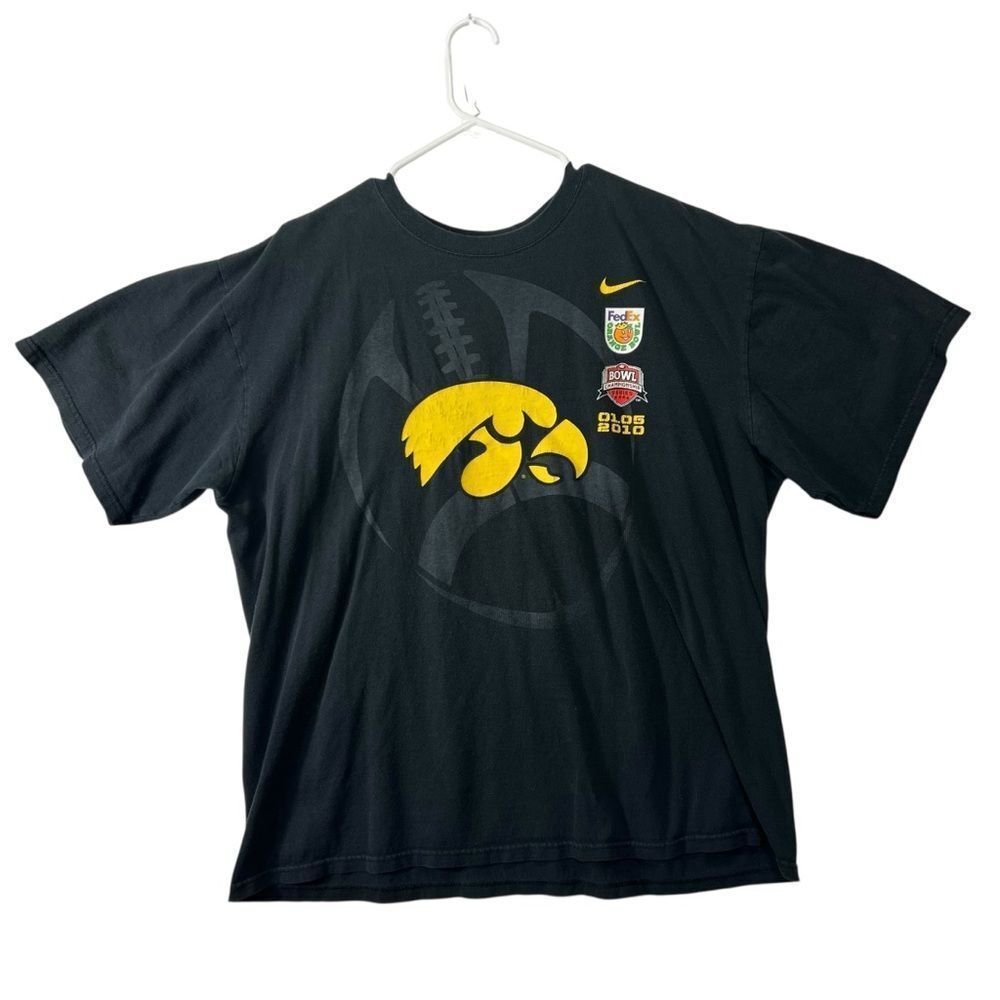 Nike Iowa Hawkeyes 2010 Orange Bowl Football T-Shirt Mens XL Black Y2K Vintage